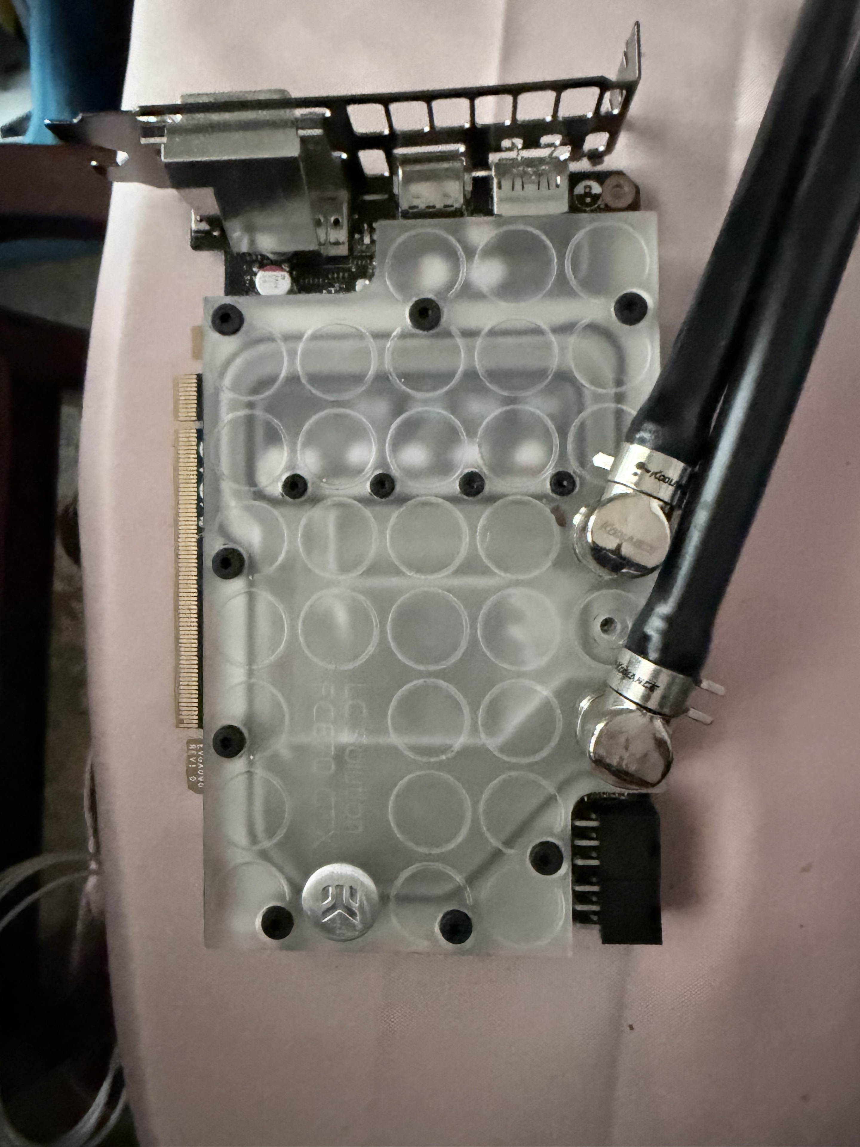 EVGA GeForce GTX 660 Ti with EK full-cover water block